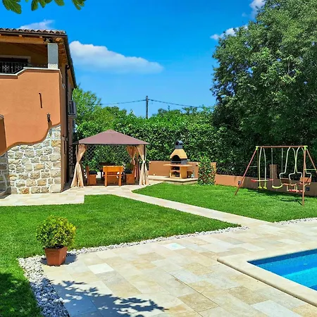 Holiday home Dajana Potpican
