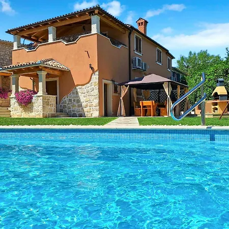 Σπίτι διακοπών Dajana